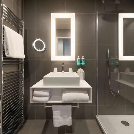 Novotel 20 Belleville Отель